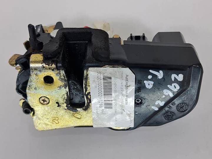 CERRADURA PUERTA TRASERA DERECHA JEEP GR. CHEROKEE (WH) Autodesguaces Alicante