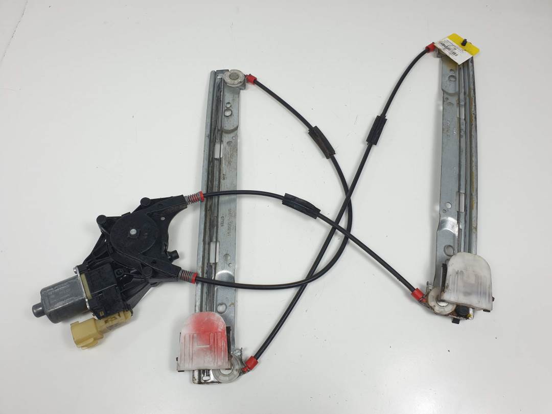 ELEVALUNAS DELANTERO DERECHO - 8A6114553B - FORD - FIESTA (CCN)
