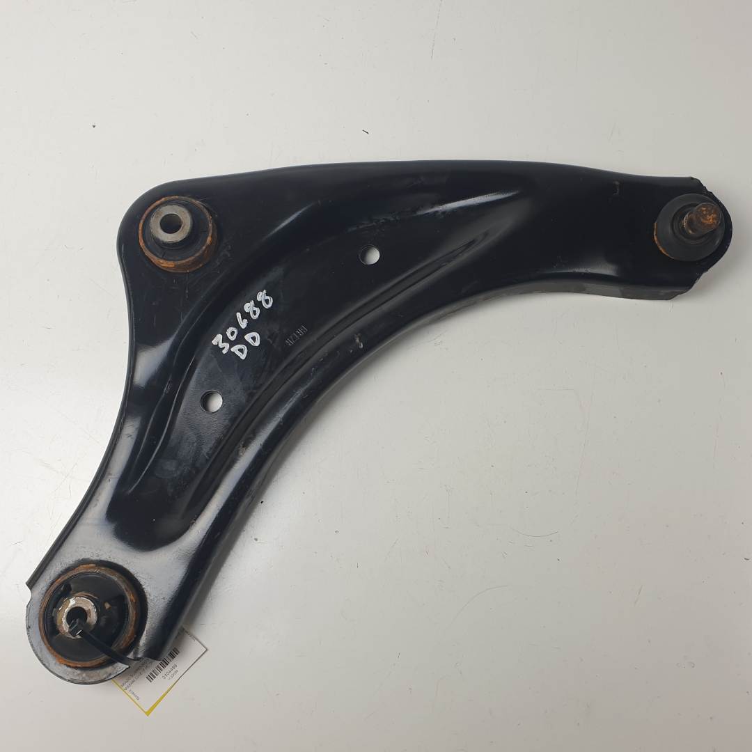 BRAZO SUSPENSION INFERIOR DELANTERO DERECHO - A018R - NISSAN - JUKE (F15)