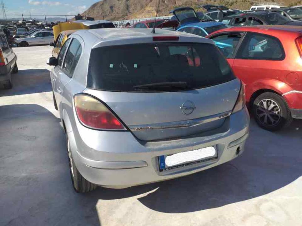 Imagen del vehículo OPEL ASTRA H BERLINA