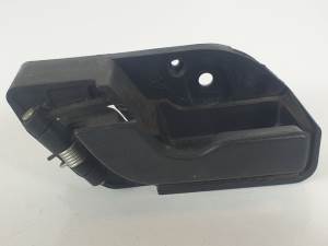 MANETA INTERIOR TRASERA IZQUIERDA TATA XENON Autodesguaces Alicante