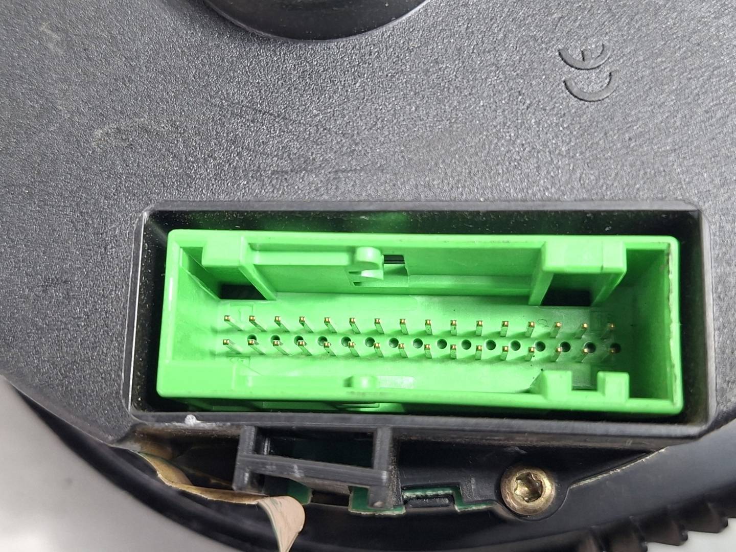 Foto 3 de Cuadro Instrumentos Volkswagen Golf IV Berlina (1j1) (1997–2003)