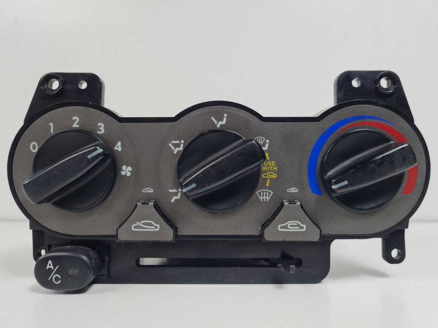MANDO CALEFACCION / AIRE ACONDICIONADO - HYUNDAI - ACCENT (LC)