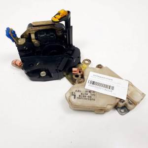 CERRADURA PUERTA DELANTERA IZQUIERDA 8055361U66 NISSAN ALMERA TINO (V10M) Autodesguaces Alicante