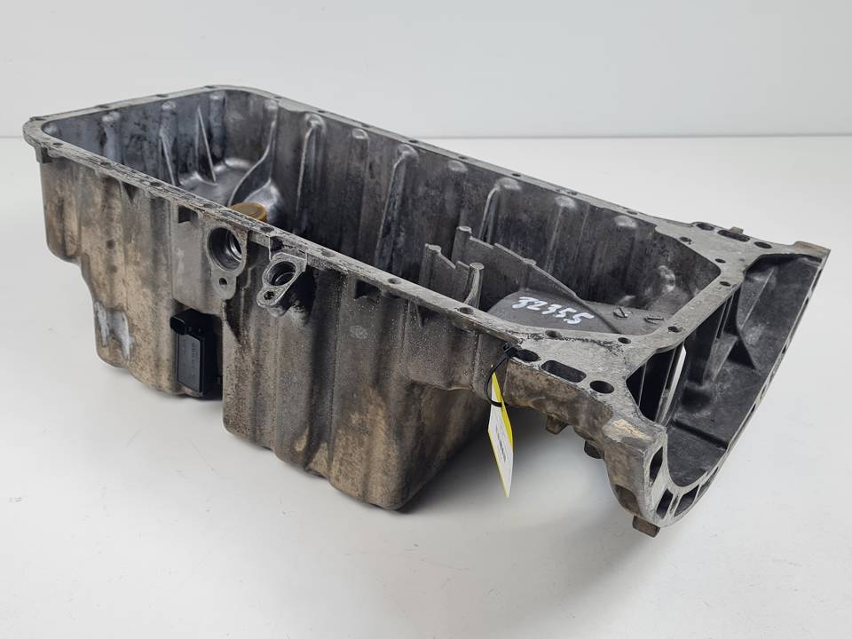 CARTER R6110140202 MERCEDES VITO (W638) CAJA CERRADA Autodesguaces Alicante