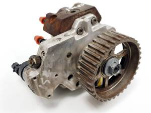 BOMBA INYECCION 8200342594 RENAULT LAGUNA II GRANDTOUR (KG0) Autodesguaces Alicante