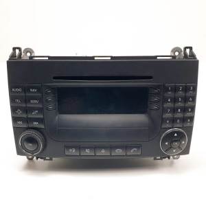 SISTEMA AUDIO / RADIO CD A1698207389 MERCEDES CLASE B (W245) Autodesguaces Alicante