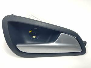 MANETA INTERIOR TRASERA DERECHA AM51U22600BDW FORD C-MAX (CB7) Autodesguaces Alicante