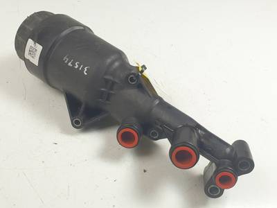 SOPORTE FILTRO ACEITE 70321178 MERCEDES CLASE C (W205) LIM. Autodesguaces Alicante