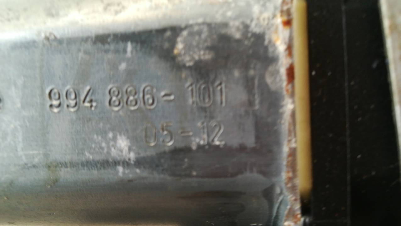 ELEVALUNAS DELANTERO IZQUIERDO