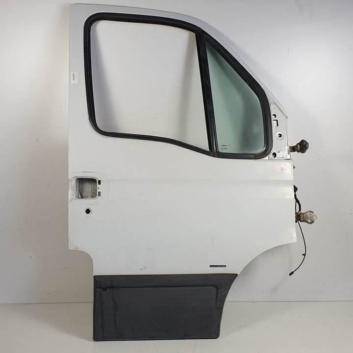 PUERTA DELANTERA DERECHA - IVECO - DAILY CAJA CERRADA (2006 =>)