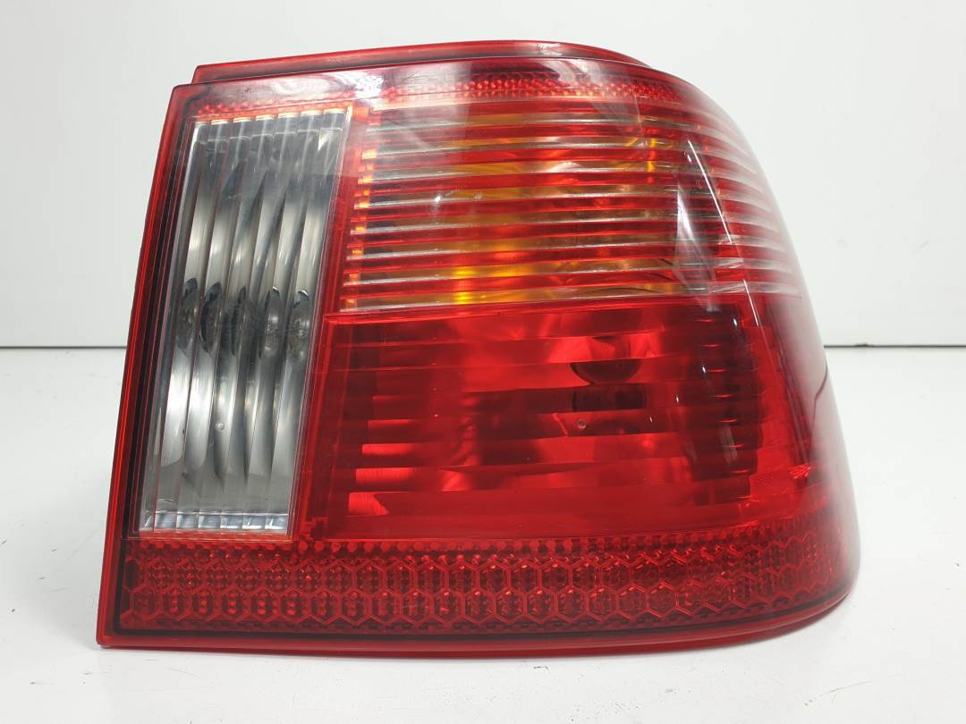 PILOTO TRASERO DERECHO - 6K6945096J - SEAT - IBIZA (6K1)