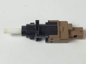 INTERRUPTOR 453438 CITROEN JUMPER CAJA CERRADA TECHO ELEVADO Autodesguaces Alicante