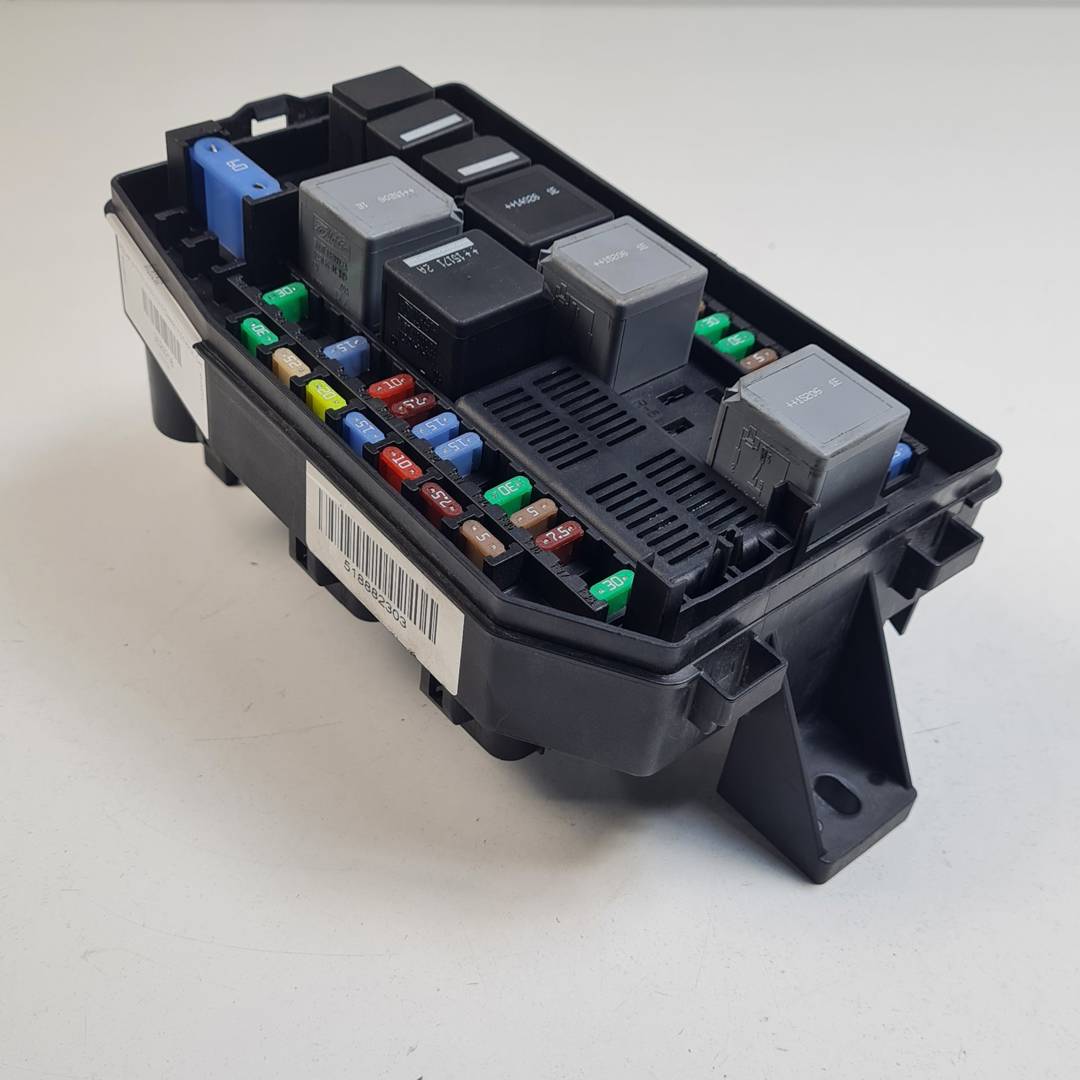 CAJA RELES / FUSIBLES - 4X4314A073DC - JAGUAR - X-TYPE (X400)