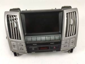 PANTALLA MULTIFUNCION 8611048130 LEXUS RX 300(MCU35) Autodesguaces Alicante