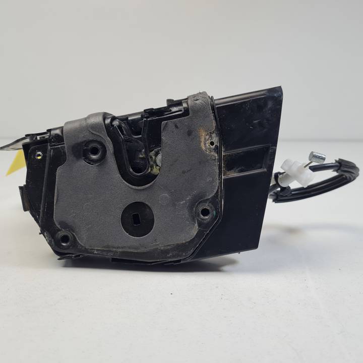 CERRADURA PUERTA DELANTERA DERECHA