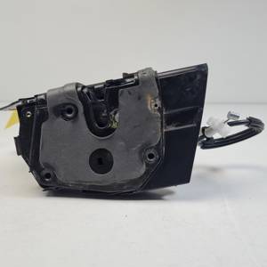 CERRADURA PUERTA DELANTERA DERECHA GX73203A28JD JAGUAR XE Autodesguaces Alicante