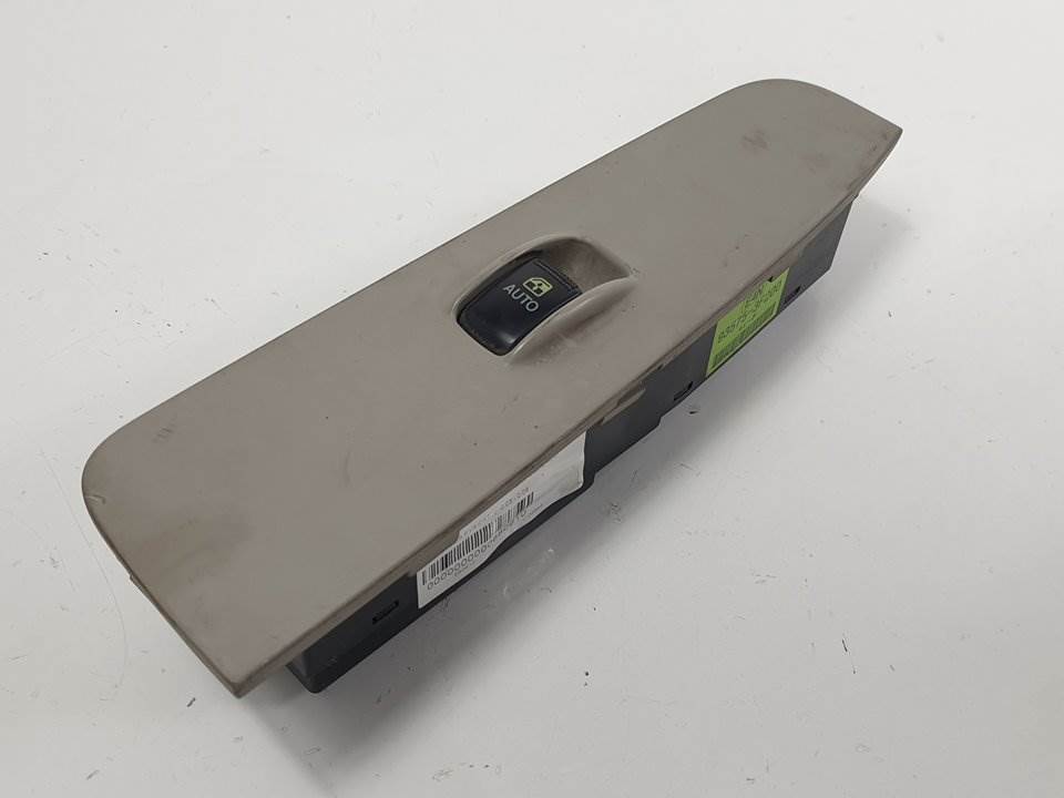 MANDO ELEVALUNAS DELANTERO DERECHO - 935753F200 - KIA - OPIRUS