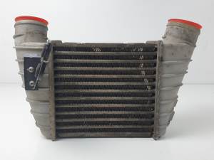 INTERCOOLER 8L9145805G AUDI TT (8N3/8N9) Autodesguaces Alicante
