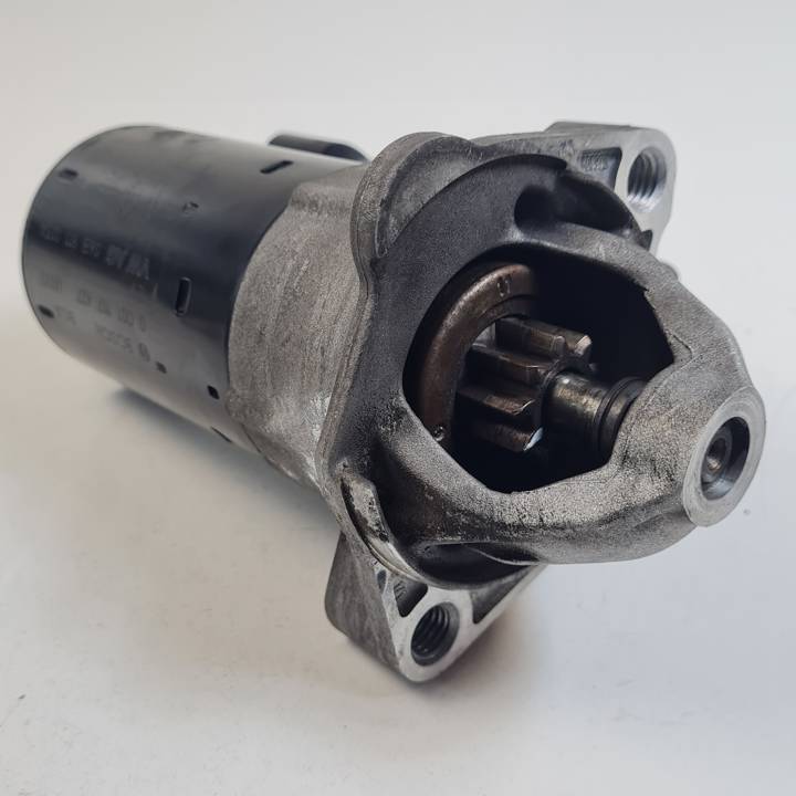 MOTOR ARRANQUE 06B911023A AUDI A4 BERLINA (8E) Autodesguaces Alicante