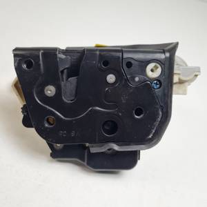 CERRADURA PUERTA DELANTERA DERECHA 4F1837016 AUDI A3 SPORTBACK (8P) Autodesguaces Alicante