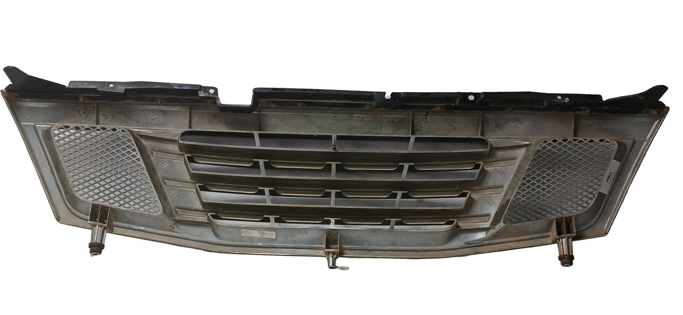 Foto 2 de Rejilla Delantera Ssangyong Rexton (y200) (2001–2006)