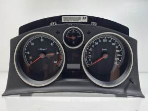 CUADRO INSTRUMENTOS 13216684 OPEL ASTRA H BERLINA Autodesguaces Alicante