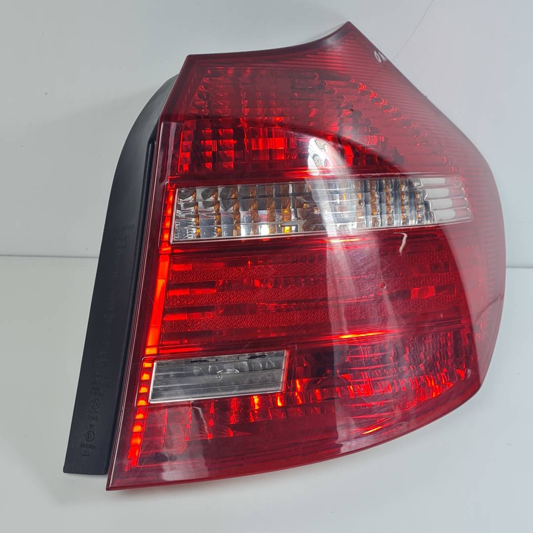 PILOTO TRASERO DERECHO - 715495607 - BMW - SERIE 1 BERLINA (E81/E87)