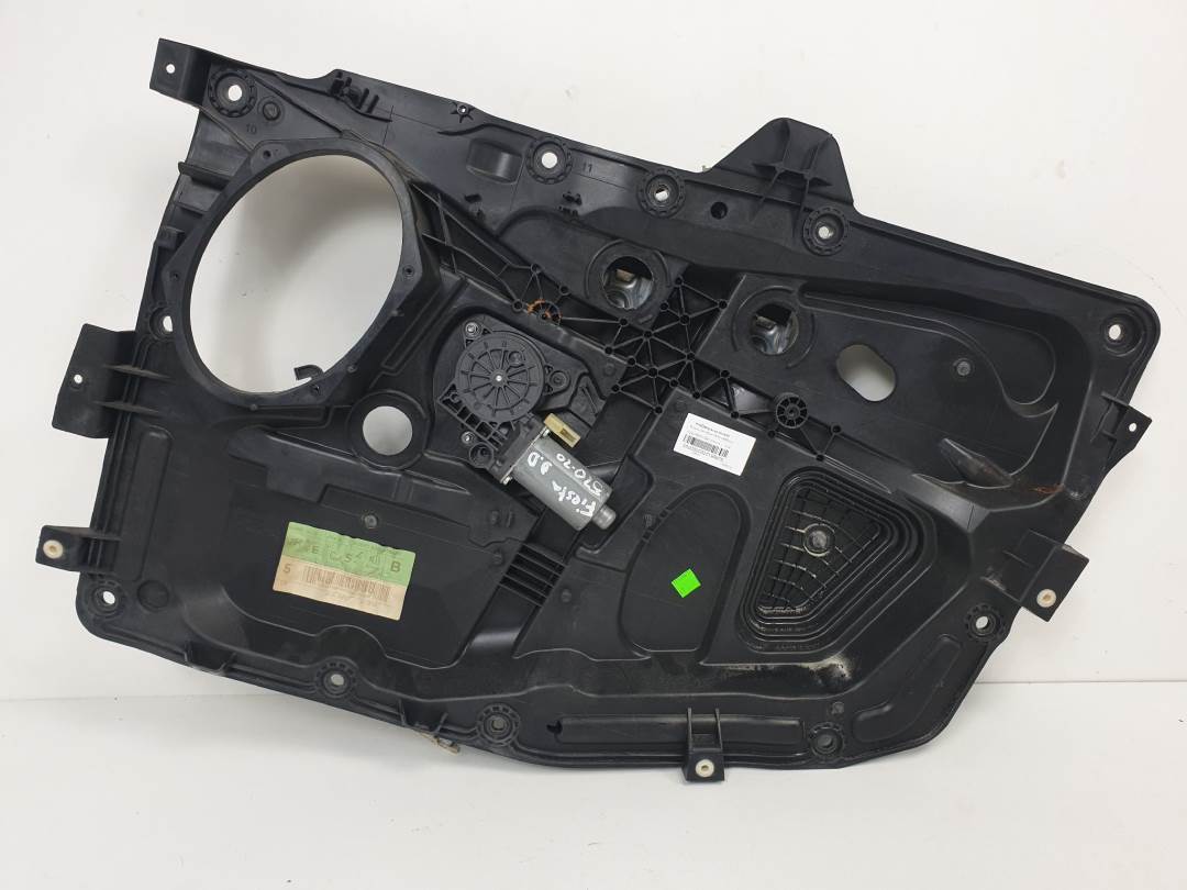 ELEVALUNAS DELANTERO DERECHO - FORD - FIESTA (CBK)