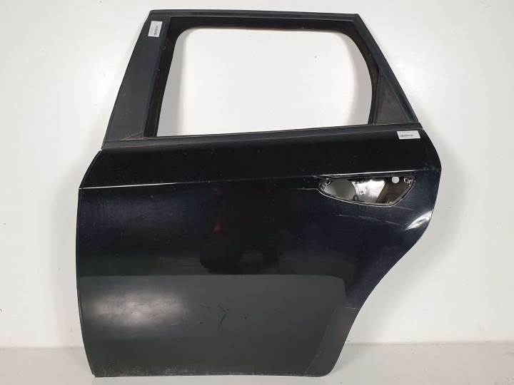 PUERTA TRASERA IZQUIERDA ALFA ROMEO 159 SPORTWAGON (140) Autodesguaces Alicante