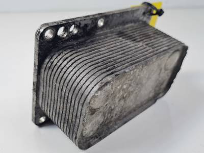 ENFRIADOR ACEITE MOTOR 6790972560 RENAULT TRAFIC CAJA CERRADA (AB 4.01) Autodesguaces Alicante