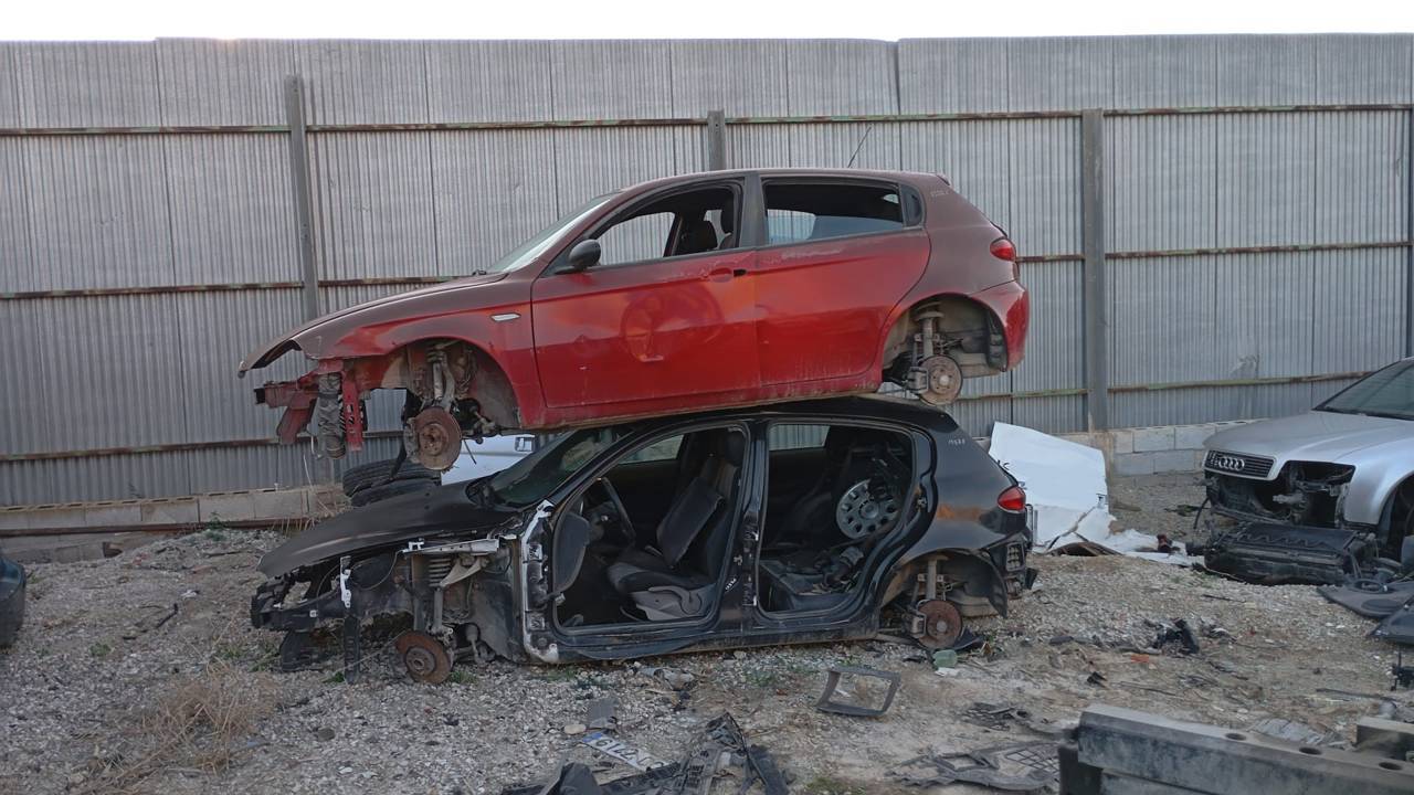 Imagen del vehículo ALFA ROMEO 147 (190)