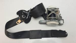 CINTURON SEGURIDAD DELANTERO DERECHO 9681974380 PEUGEOT 3008 (T84) Autodesguaces Alicante