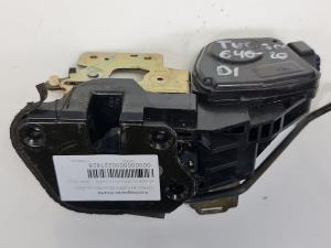 CERRADURA PUERTA DELANTERA IZQUIERDA HYUNDAI TUCSON (JM) Autodesguaces Alicante