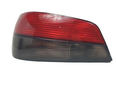 PILOTO TRASERO IZQUIERDO 085501935LB PEUGEOT 306 BERLINA (S2) Autodesguaces Alicante