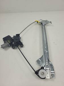 ELEVALUNAS DELANTERO DERECHO 8571042140 TOYOTA RAV4 Autodesguaces Alicante