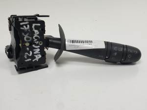MANDO LUCES 8200002461 RENAULT LAGUNA II GRANDTOUR (KG0) Autodesguaces Alicante