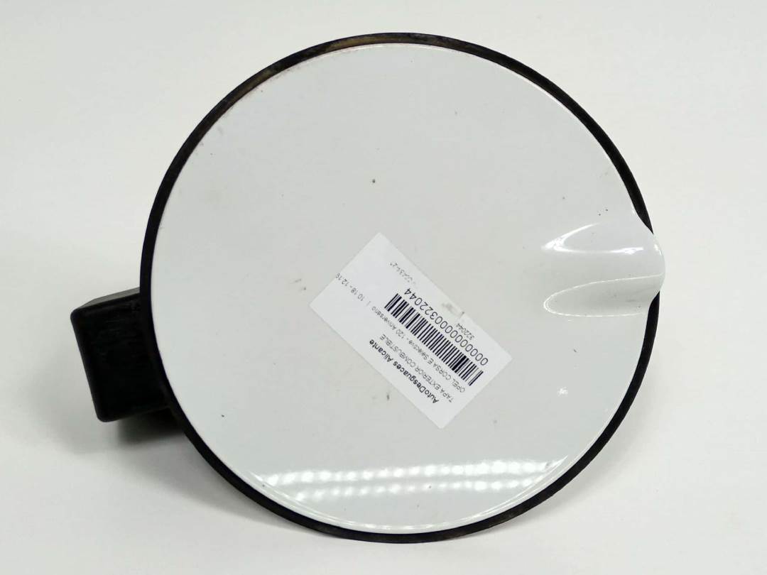 TAPA EXTERIOR COMBUSTIBLE - 468435664 - OPEL - CORSA E