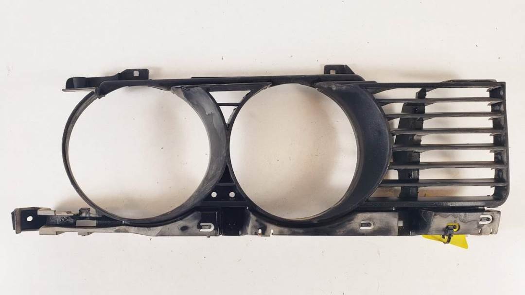 Tirette d’ouverture de capot - BMW - SERIE 5 BERLINA (E34)