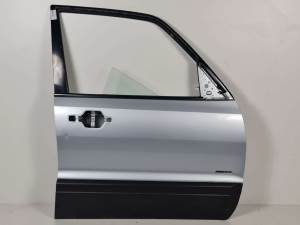 PUERTA DELANTERA DERECHA MITSUBISHI MONTERO (V60/V70) Autodesguaces Alicante