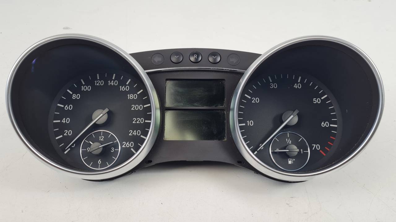CUADRO INSTRUMENTOS A1645402047 MERCEDES CLASE M (W164) Autodesguaces Alicante