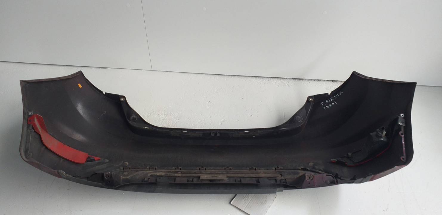 PARAGOLPES TRASERO