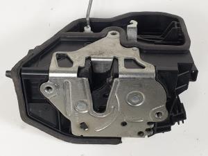 CERRADURA PUERTA DELANTERA IZQUIERDA A046998 BMW SERIE 5 TOURING (E61) Autodesguaces Alicante