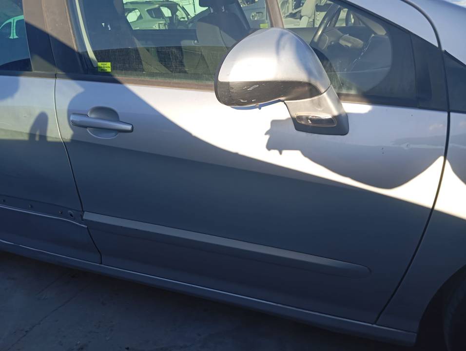 CERRADURA PUERTA DELANTERA DERECHA