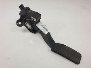 POTENCIOMETRO PEDAL 15367607218 HONDA HR-V (..) Autodesguaces Alicante