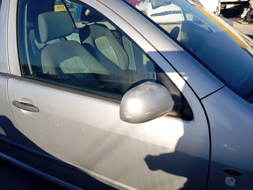 RETROVISOR DERECHO