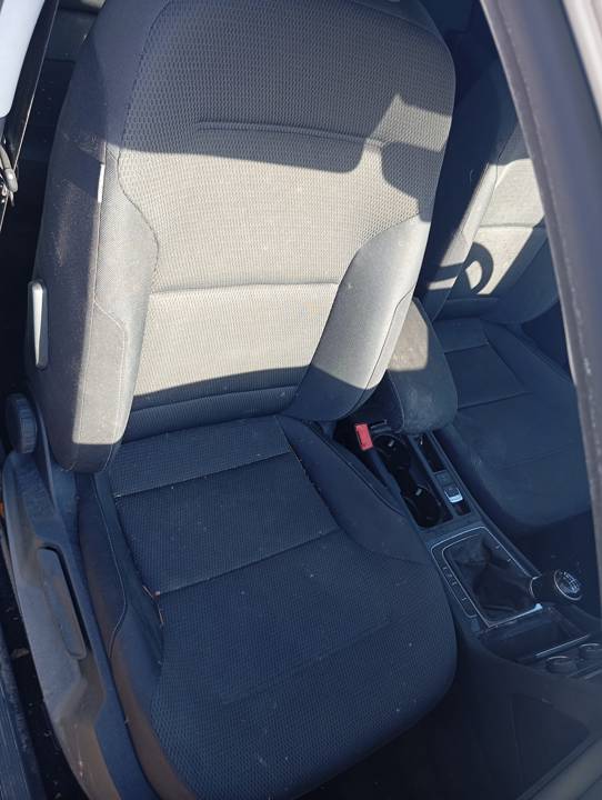 ASIENTO DELANTERO DERECHO