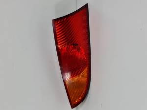 PILOTO TRASERO DERECHO ASY1M5113404 FORD FOCUS BERLINA (CAK) Autodesguaces Alicante