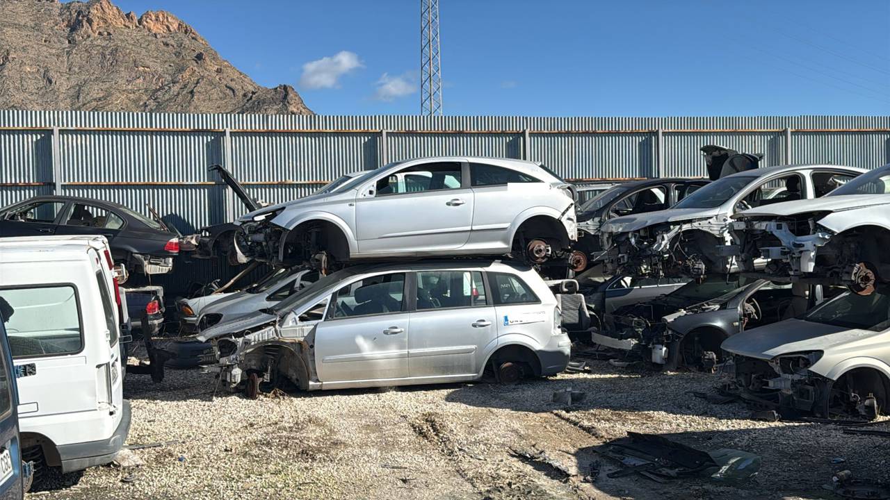 Imagen del vehículo OPEL ASTRA GTC