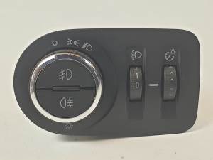 MANDO LUCES 13470445 OPEL CORSA E Autodesguaces Alicante